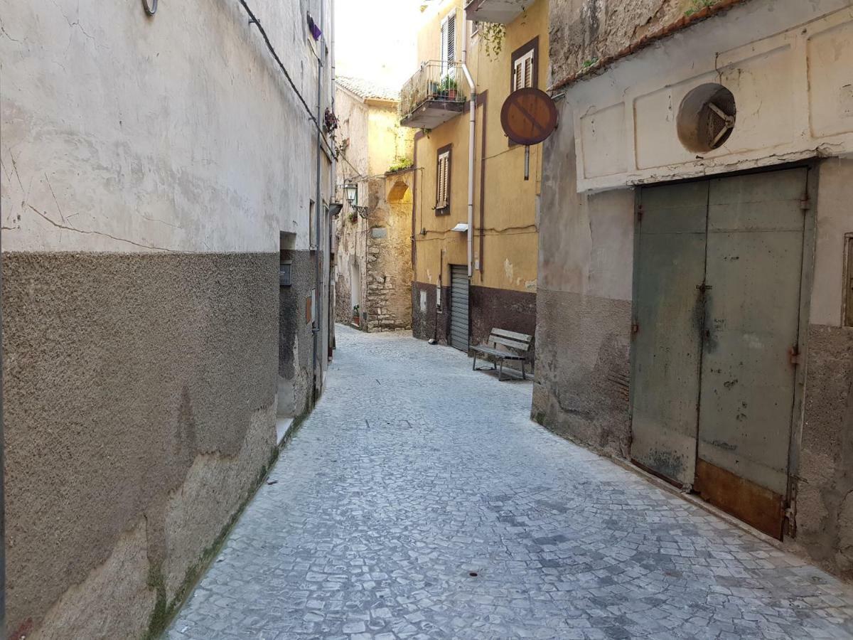 La Dimora Di Ares Villa Formia Luaran gambar